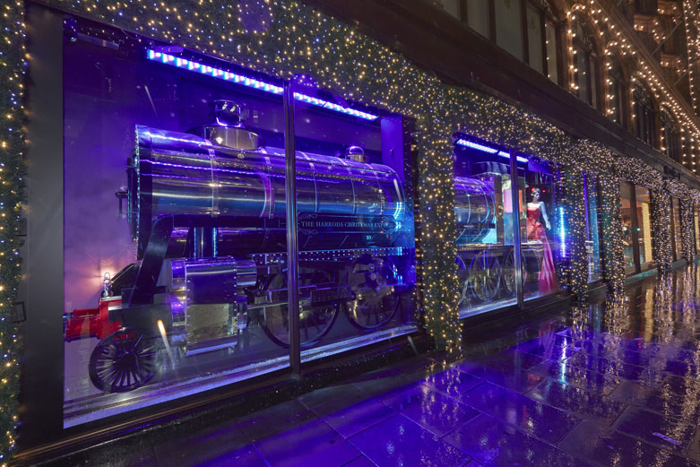 “Harrods特快列車(chē)”圣誕節(jié)櫥窗設(shè)計(jì)
